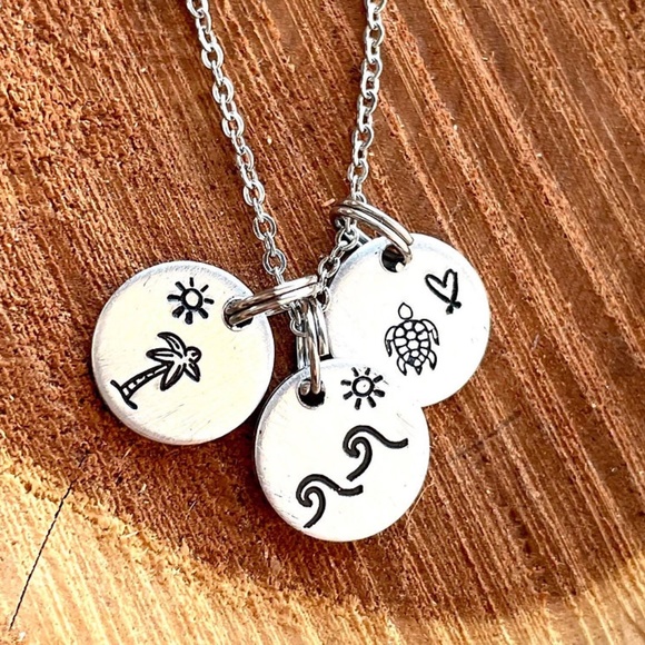 Disc Necklace - Hand Stamped Necklace - Hand Stamped Jewelry - Beach Necklace - Picture 5 of 5